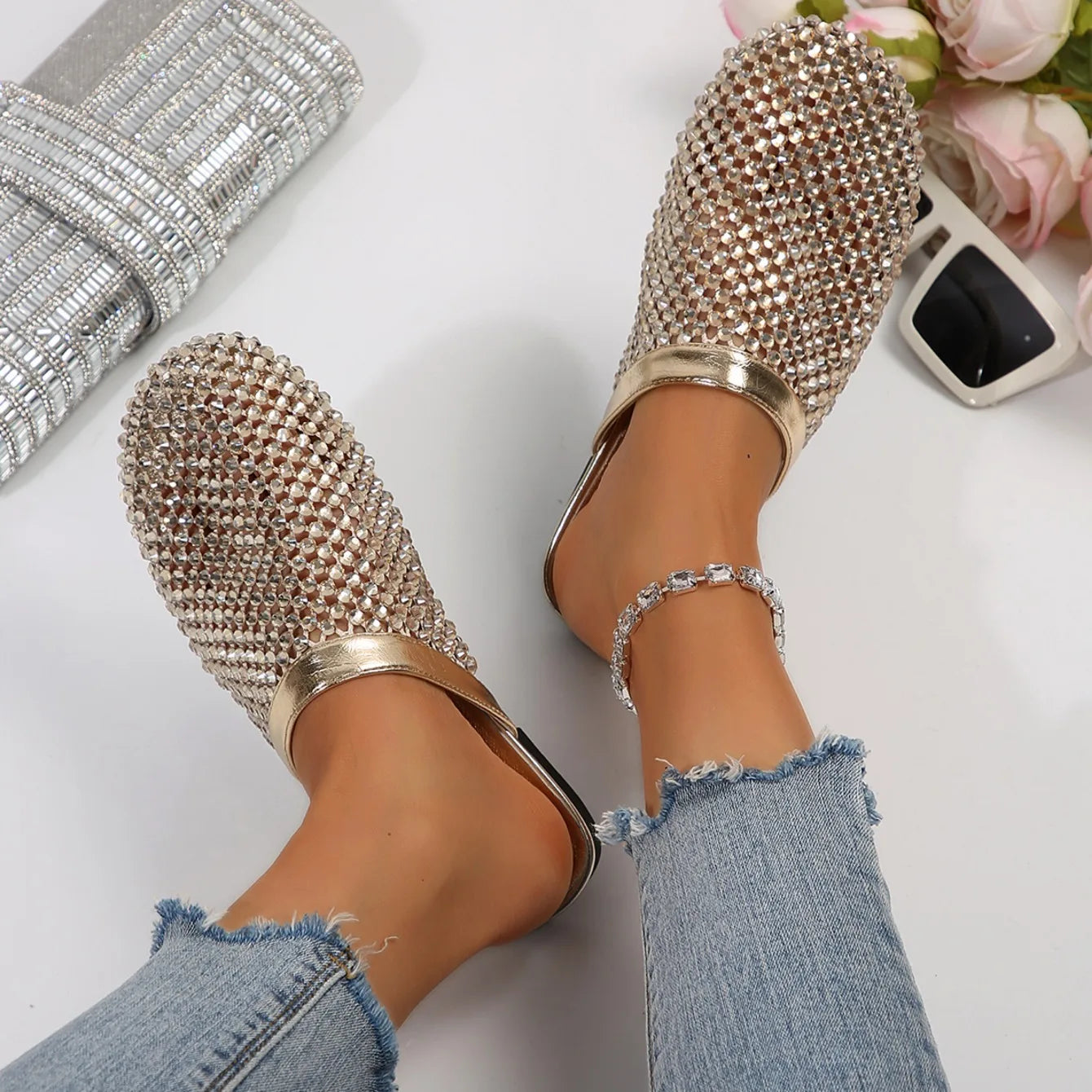 Sandália Rasteira Deluxe Strass Brilhante
