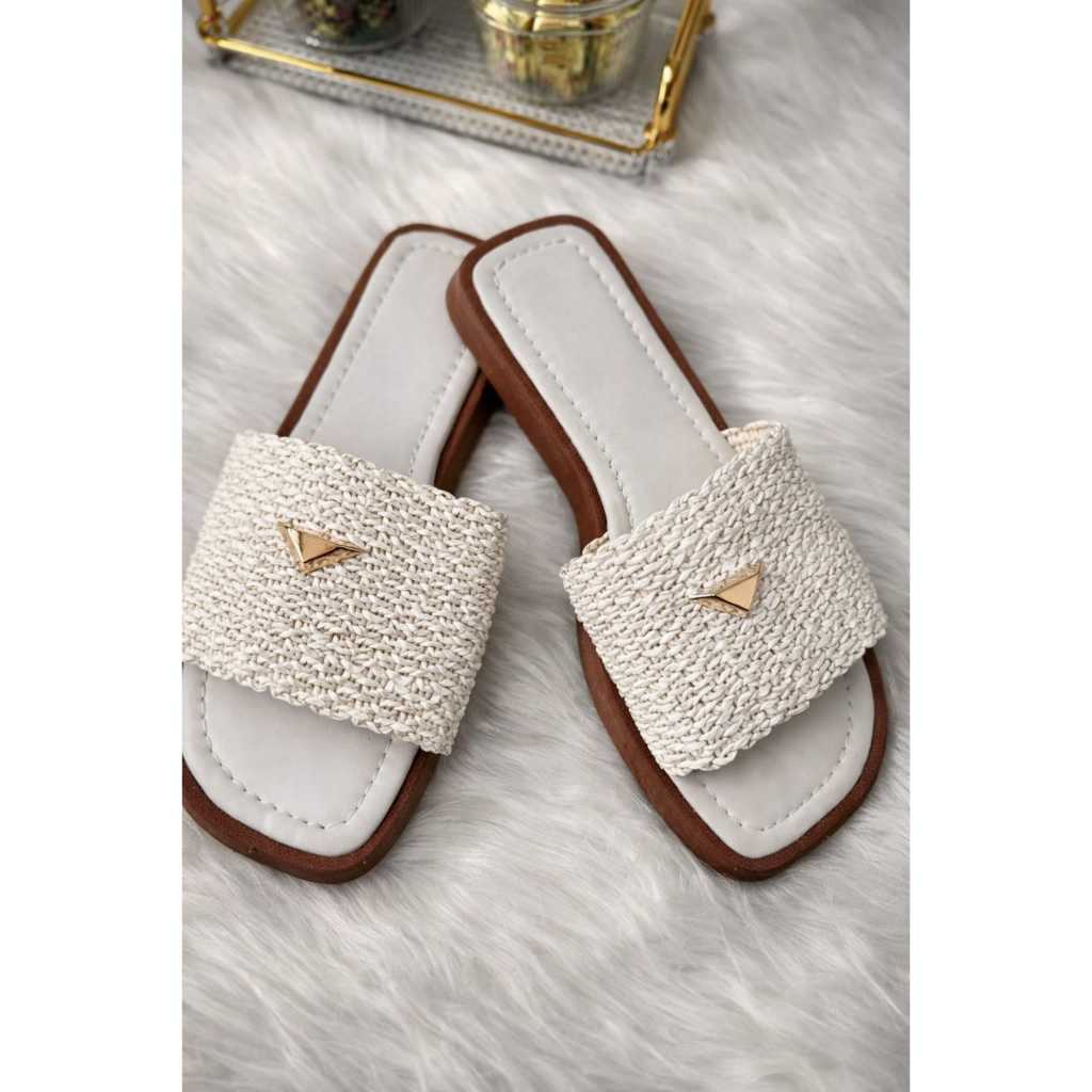 Sandália Rafia Natural Chic Flat